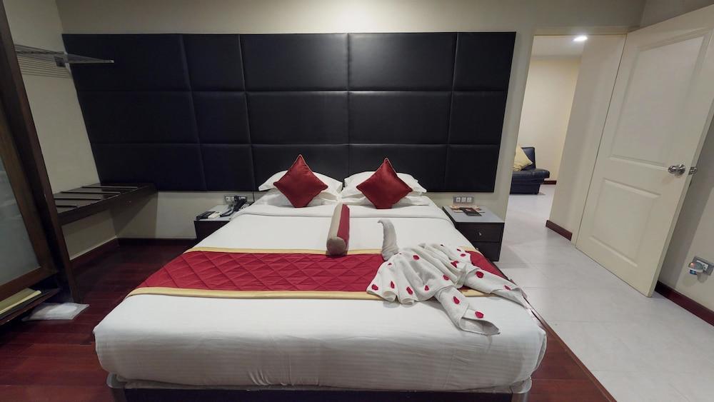 37Th Crescent Hotel Bengaluru מראה חיצוני תמונה