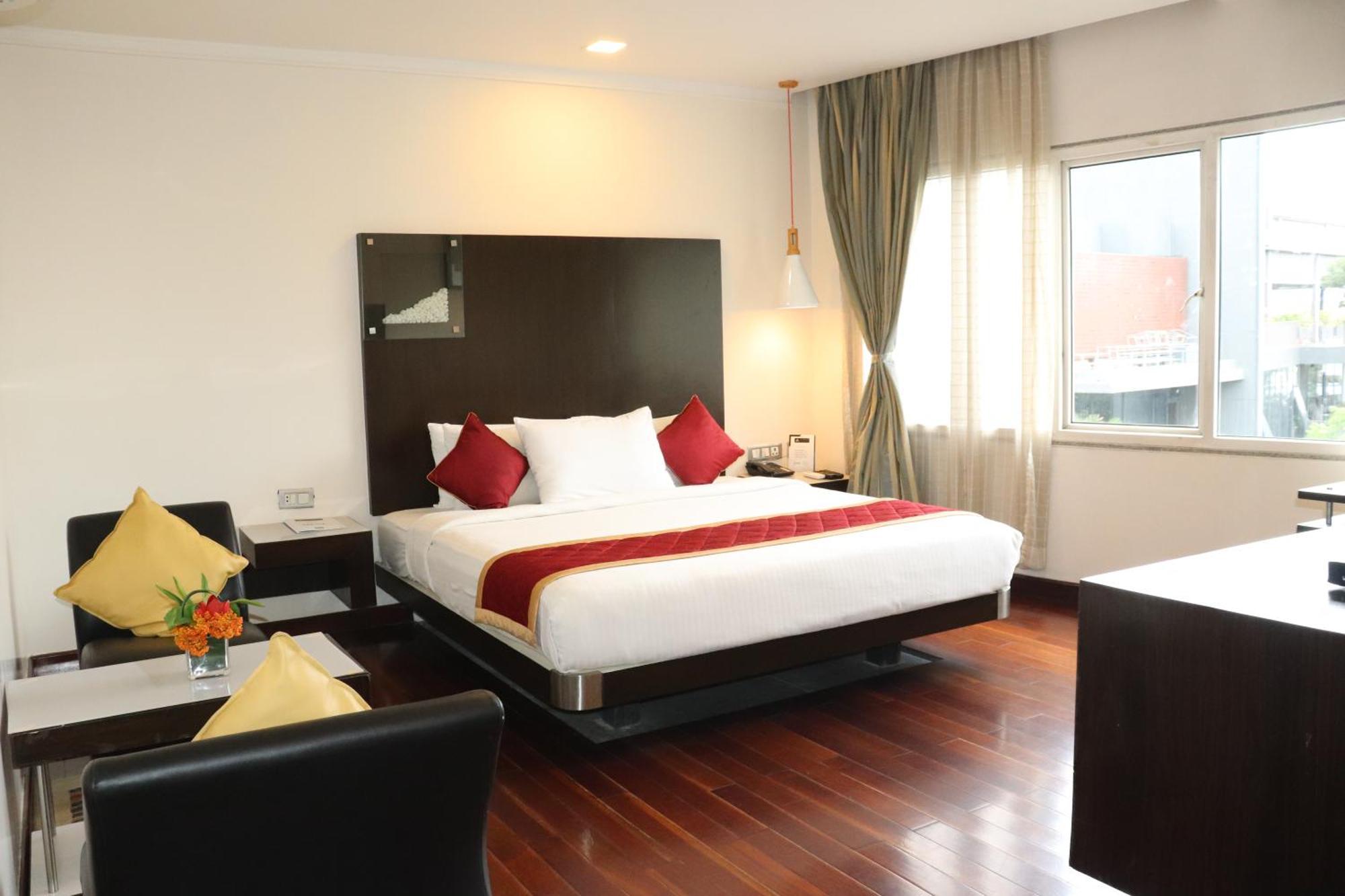 37Th Crescent Hotel Bengaluru מראה חיצוני תמונה