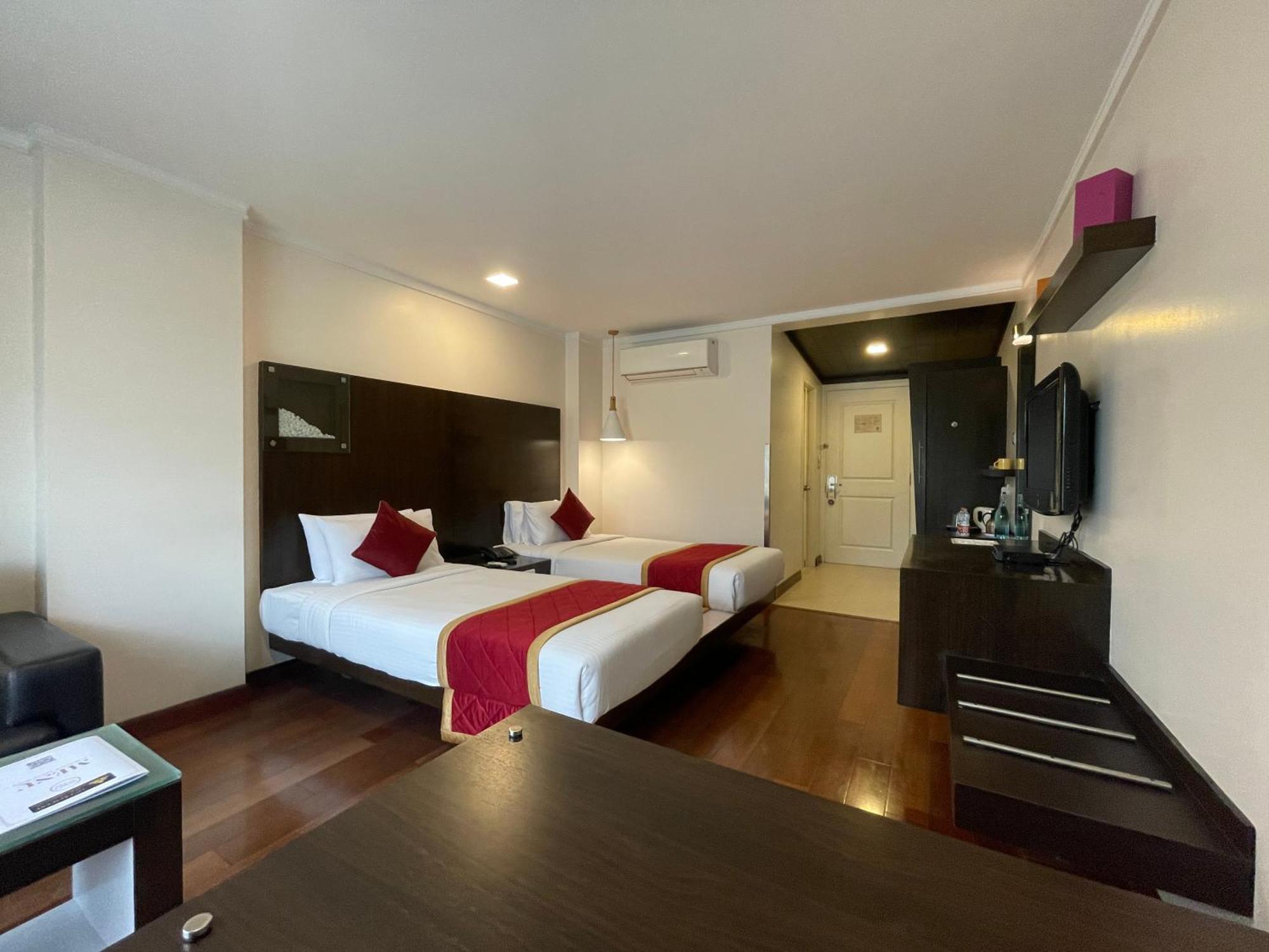 37Th Crescent Hotel Bengaluru מראה חיצוני תמונה
