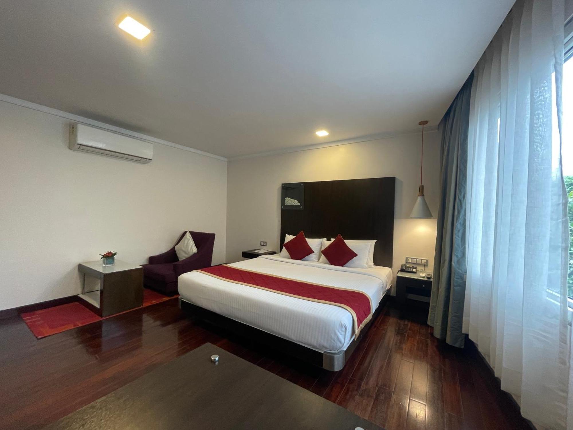 37Th Crescent Hotel Bengaluru מראה חיצוני תמונה